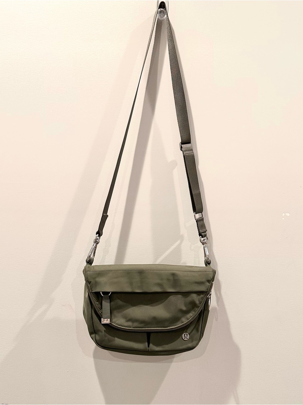 Lululemon crossbody